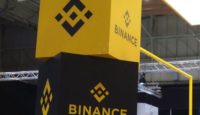 binance will convert 1b worth of busd stablecoin to bitcoin ether bnb and other tokens