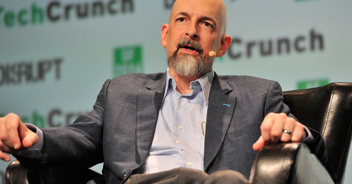 Neal Stephenson Says AI-Generated ChatGPT Is ‘Simply Not Interesting’ 3 neal stephenson says ai generated chatgpt is simply not interesting 1