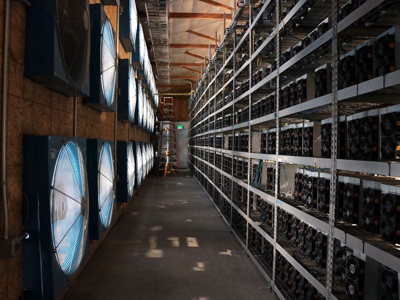 bitcoin miner bitfarms accelerates 6 eh s hashrate target as quarterly loss per share narrows