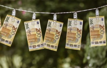 eus banking regulator highlights aml risks in privacy coins self hosted wallets