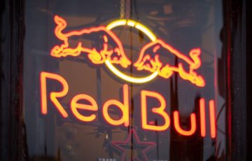 sui blockchain signs multiyear deal with red bull racing