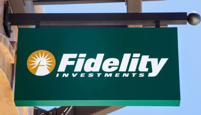 first mover americas fidelity joins the rush for spot bitcoin etf