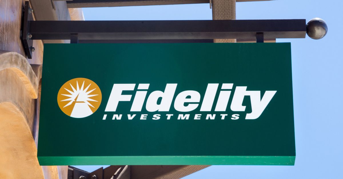 first mover americas fidelity joins the rush for spot bitcoin etf