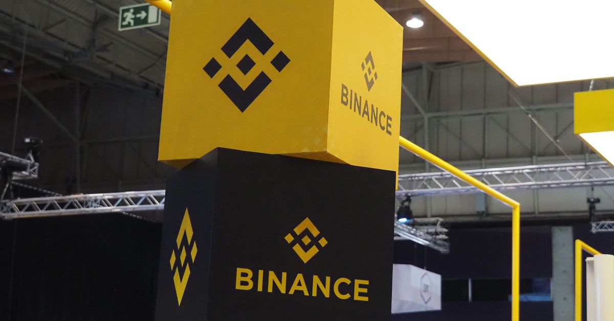 binance delists sanctioned russian banks from peer to peer service