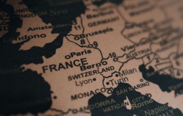 coinbase has recently held talks to buy ftx europe fortune
